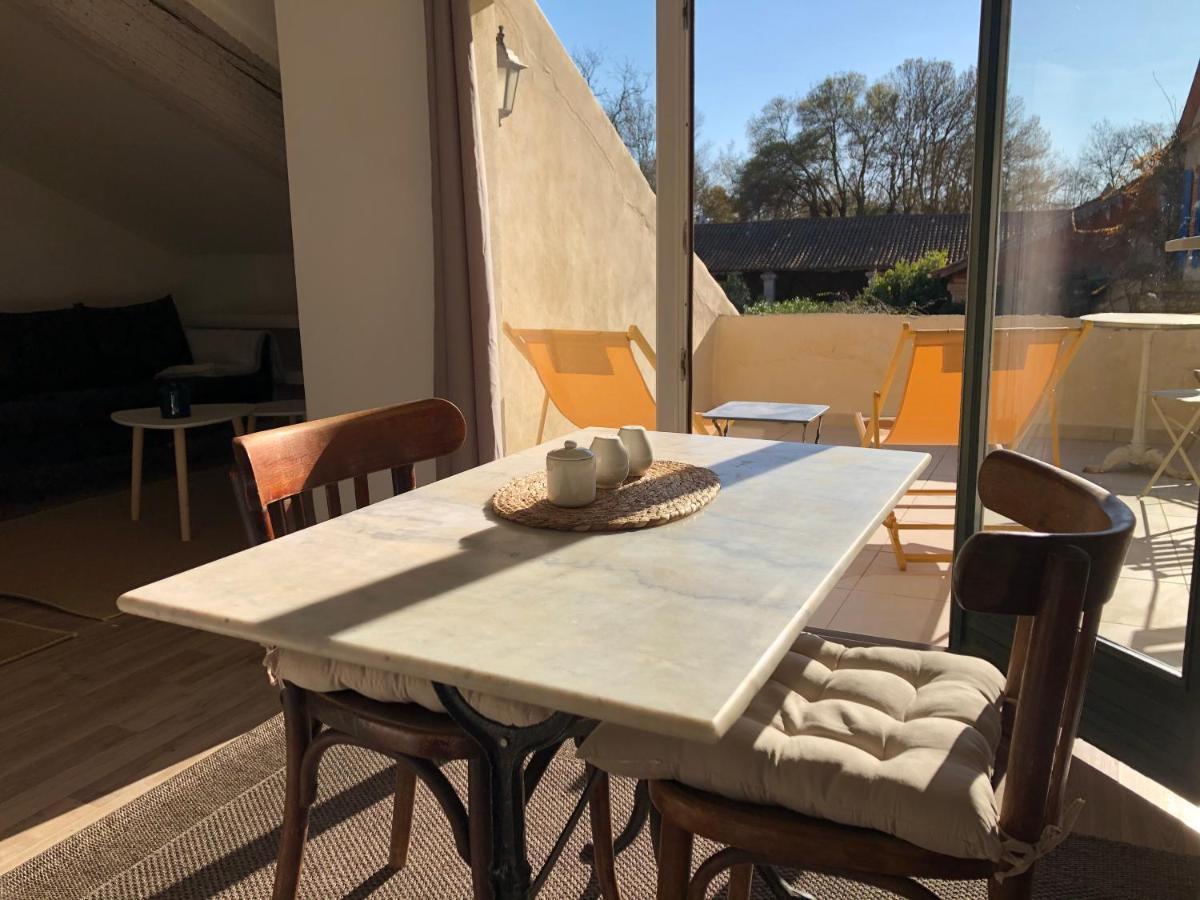 Terrasse Avec Vue Domaine Viticole Lägenhet Sallèles-dʼAude Exteriör bild